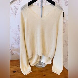 Originaire Cream V-Neck High Low Women's Sweater Size S